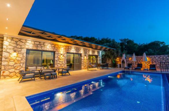 villa-kizil-deniz-7_1919x1280_597_243.jpg