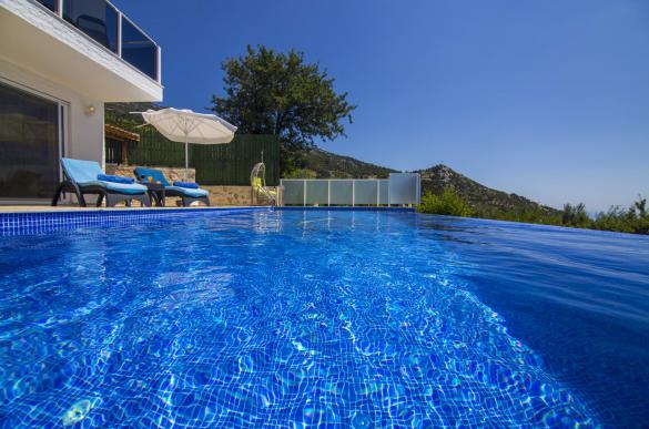 villa-koybal-07_376.jpg