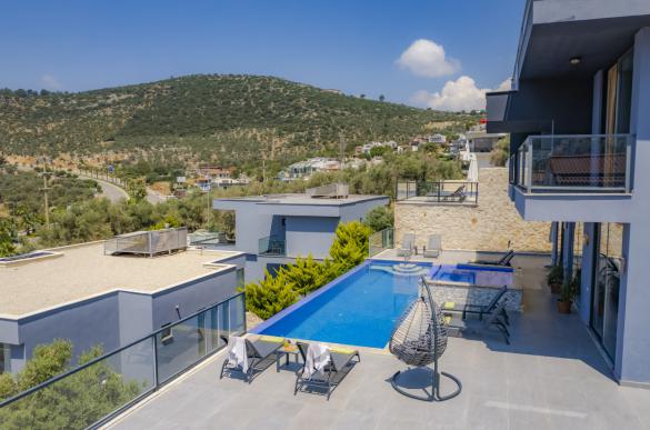 villa-seray-23_1600x899_565_366.jpg