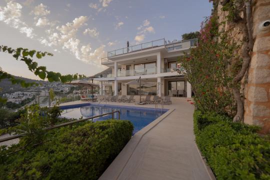 Villa-8366