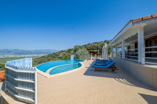 Villa-8275