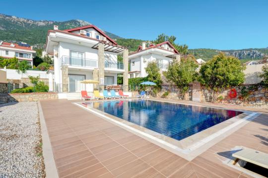 Villa-1027