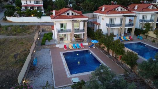 Villa-1027